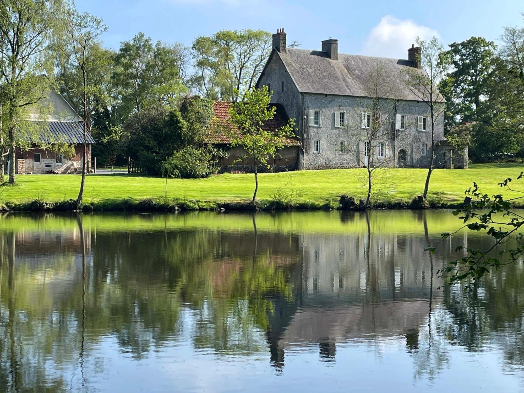 Domaine De L'Eau Partie Bed & Breakfast แกรองตอง ภายนอก รูปภาพ